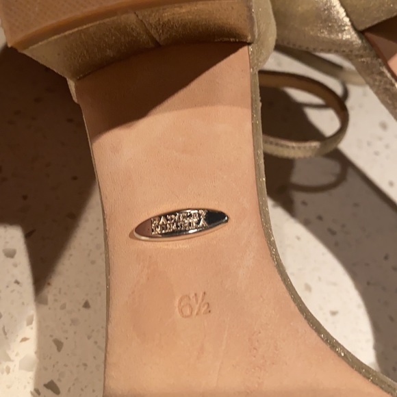 Badgley Mischka evening Shoes - Picture 9 of 11